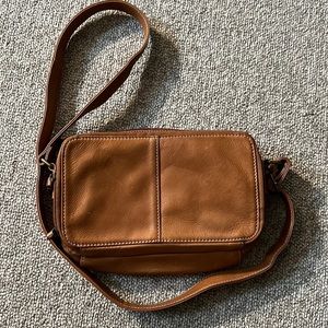 Fossil purse, leather